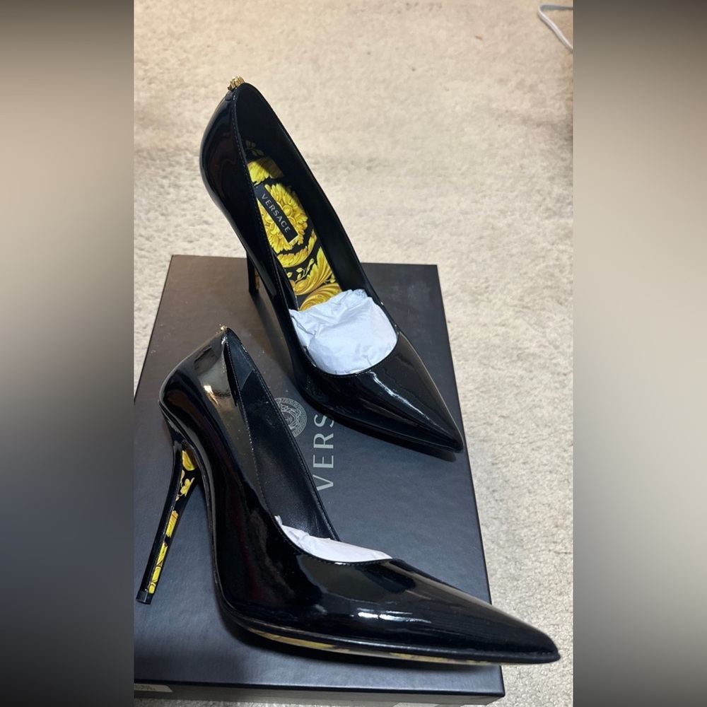 Versace patent leather pointed stilettos